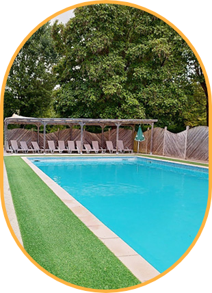 La piscine du camping dans la Drôme La Grivelière 4 étoiles