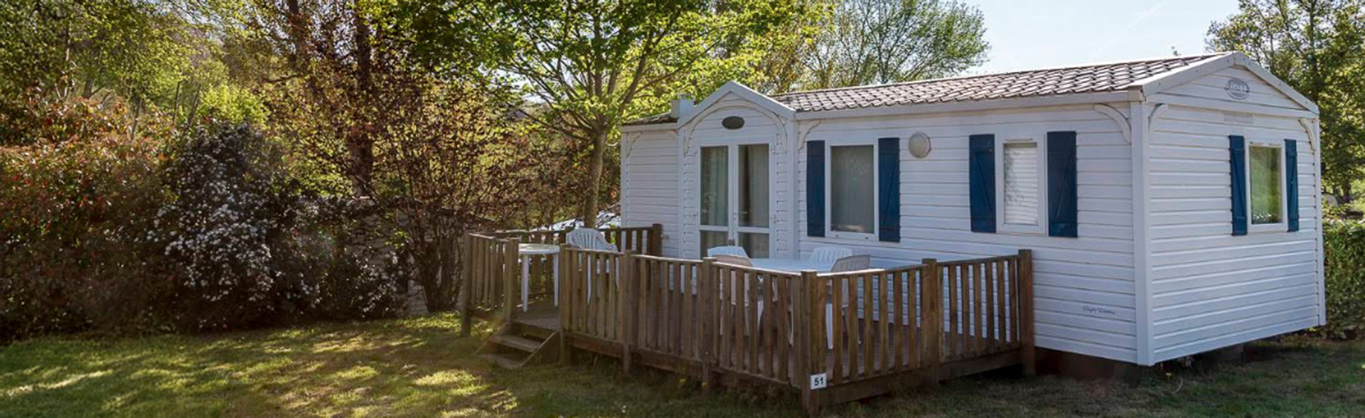 Location mobil-home pour un séjour au camping 4 étoiles dans la Drôme La Grivelière